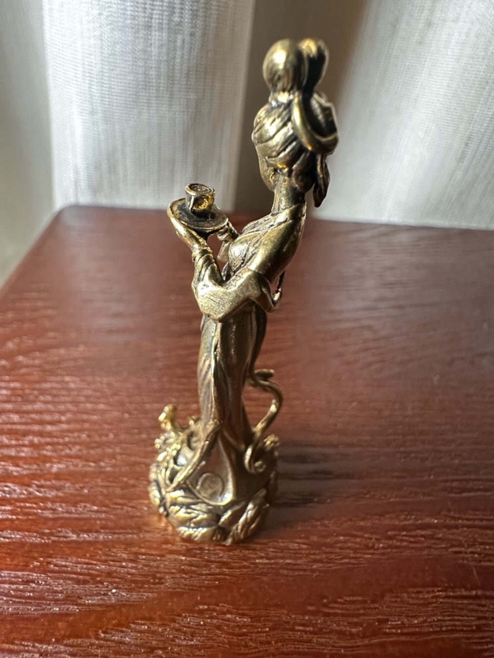 Mini Brass Collectible Figurine Tea Goddess Holding Tea Cup, Vintage Style - Picture 14 of 15